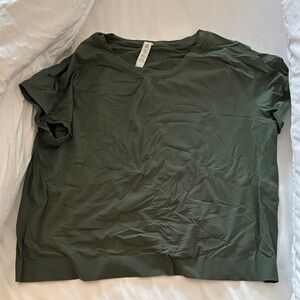 lululemon athletica Forest Green Short Sleeve Tee